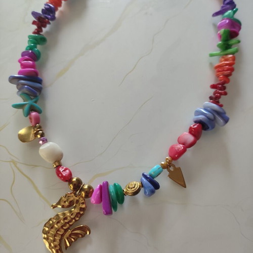Summer necklace with seahorse and multicolored stones