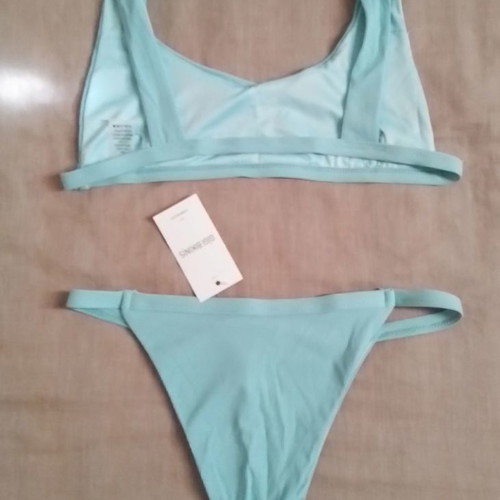 Gigi Bikinis swimsuit veraman new, ribbed sports top S/M