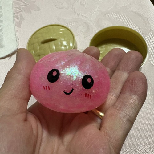 Squishy Dumpling stress relief toy with bowl