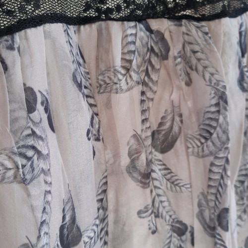 Zara silk top grey like new, size M