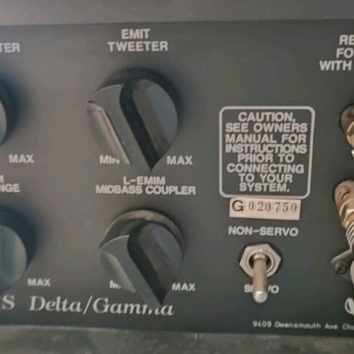 Infinity Gamma speakers used in excellent condition