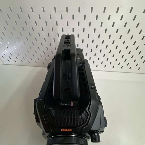 Blackmagic URSA Mini Pro 4.6K G2 like new, V-Mount ready kit