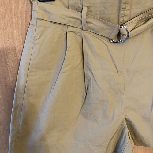 Zara women's shorts new, beige, size M