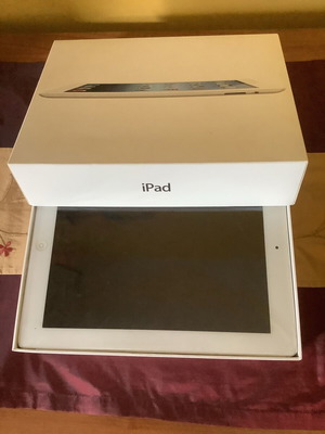 Apple iPad 3 Wi-Fi 16GB used, Retina 9.7-inch display