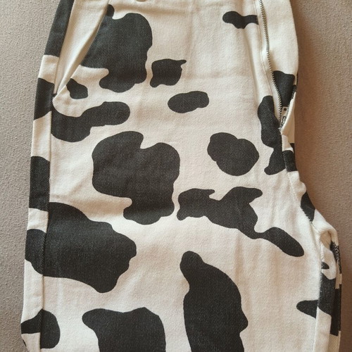 Shein black and white jeans-style pants, size M