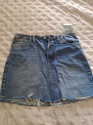 Denim mini skirt Bershka like new, blue, size XS