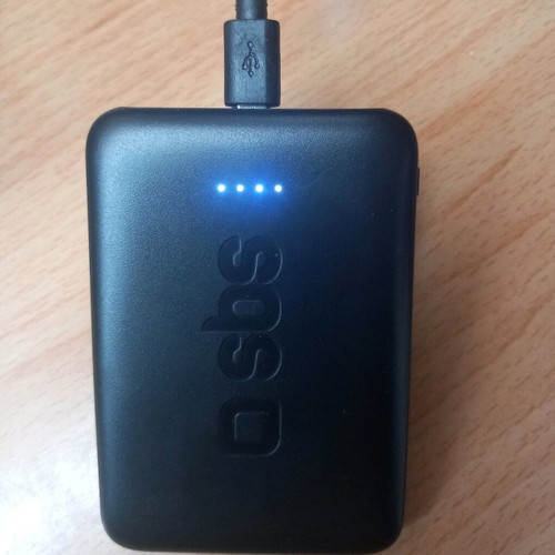 SBS Power Bank 5000 mAh like new, portable with USB and Micro USB ports