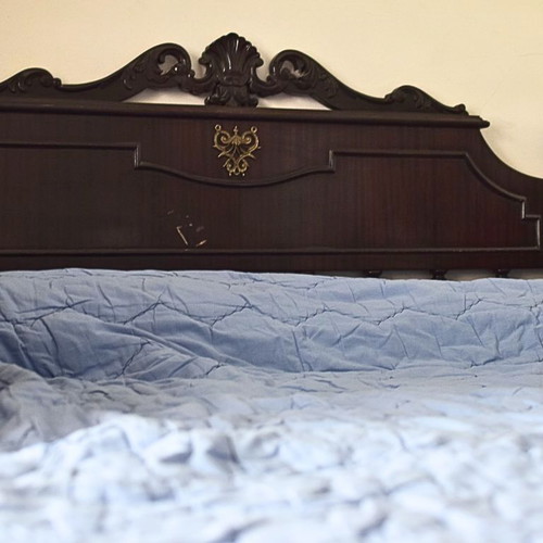 Wooden bedroom set, classic style, dark finish