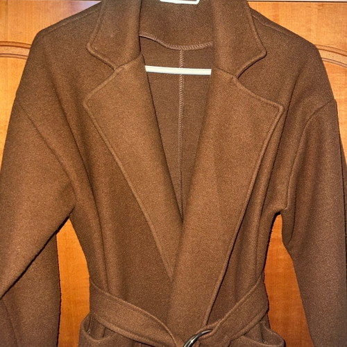 Midi coat used, brown with balloon sleeves and belt