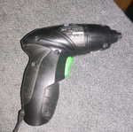 Battery screwdriver used without charger