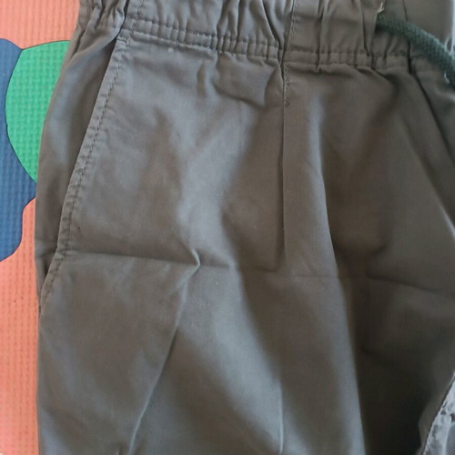 Benetton pants khaki with elastic waistband like new, size 46 large