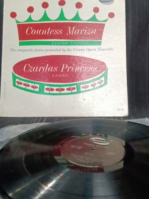Countess Mariza Czardas princess
