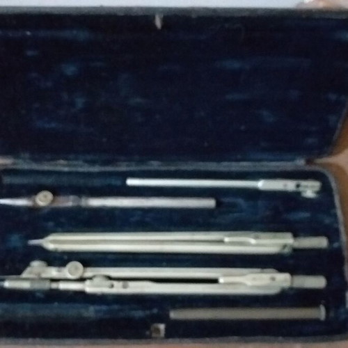 Collectible compass set used by La filotecnica Salmoiraghi S.A. 1920s