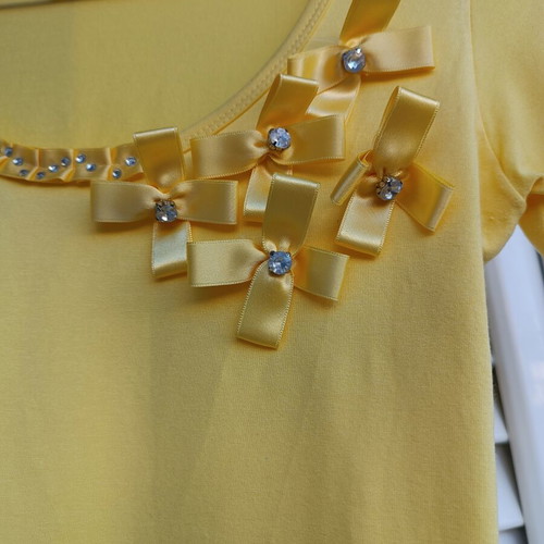 Yellow T-shirt with Bows and Crystals by Danilo like new, size S
