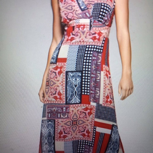 M&Co dress sleeveless with asymmetric hem new, size 48