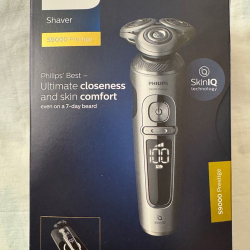 Philips SP9861/16 Series 9000 shaver new