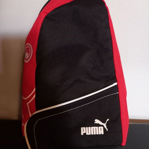 Puma Olympiacos FC toiletry bag in excellent condition