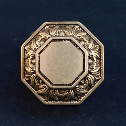 Vintage brass door knob like new, solid