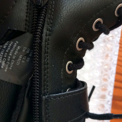 H&M black boots for girls size 30 like new