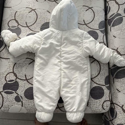 Baby romper like new, warm with bear design, 0-6 months