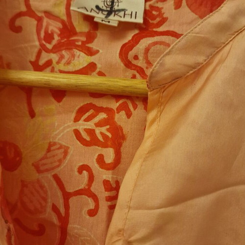Silk blouse Chinese style medium, like new, peach color