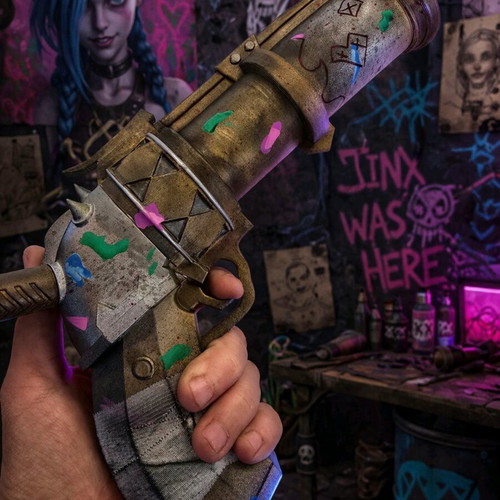 Arcane Jinx cosplay weapon new, hand-painted