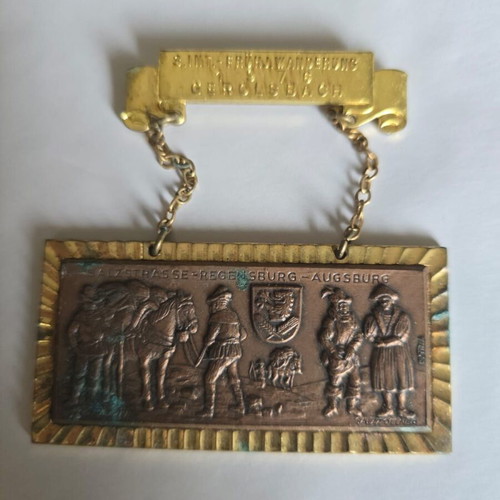 Vintage German Wandertag medal collection like new