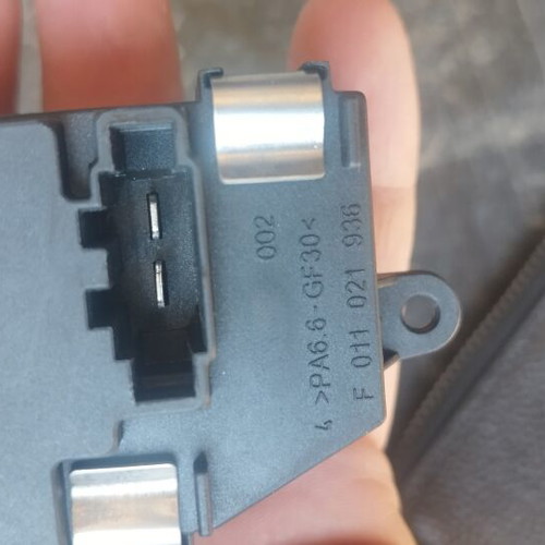 VW Passat B6 3C Heater Fan Resistor F011021936 new