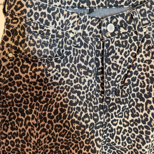 Leopard print jeans new XS