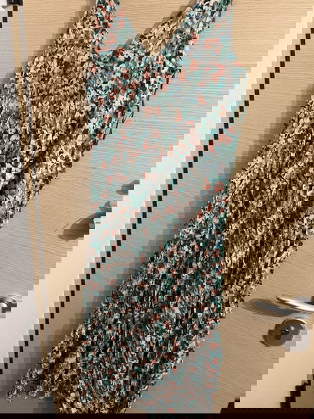 φόρεμα OYSHO