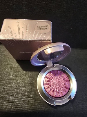 Mac eyeshadow limited edition new