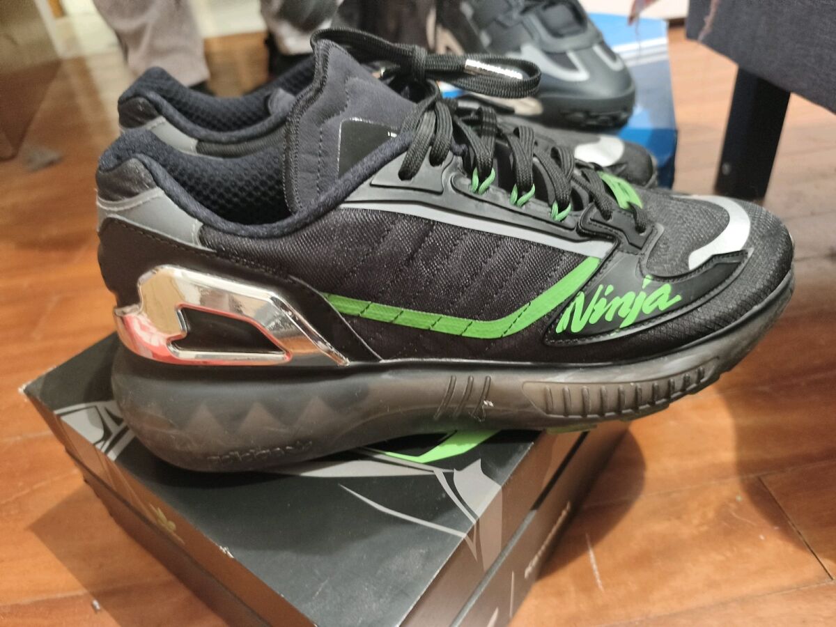 Kawasaki x adidas ZX 5K Boost маратонки… - € 90,00 - Vendora.bg