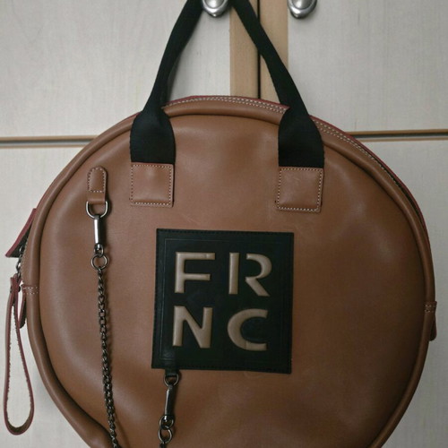 FRNC tan handbag like new