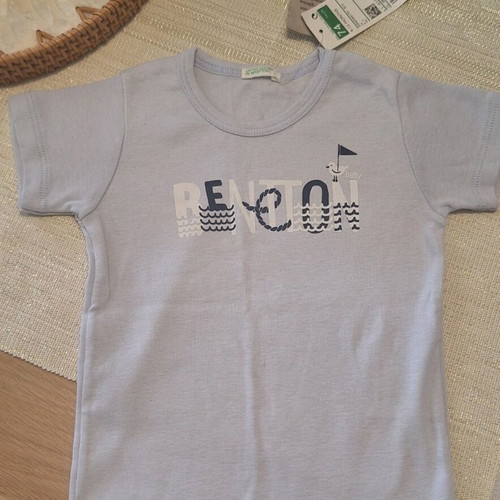 Benetton baby t-shirt new 9-12 months with tag