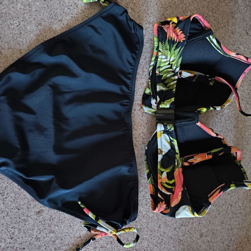 Lucero bikini set, black and multicolor, top size 50, bottom size M