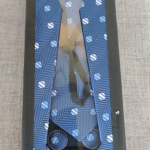 Complete men's tie set with accessories, blue