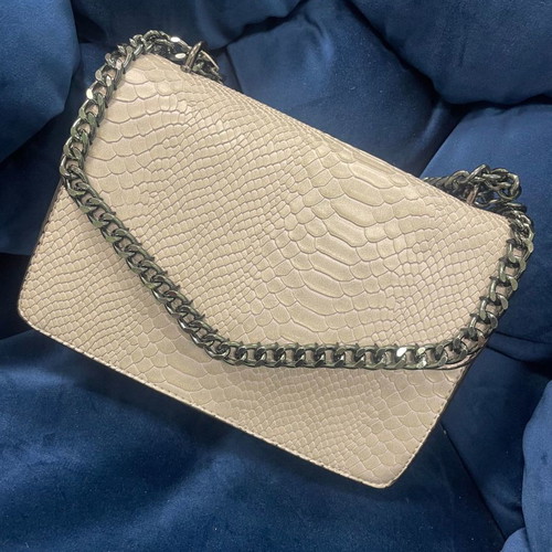 #OFFER New Women's Gray Bag with Crocodile Pattern and Chain Handles
