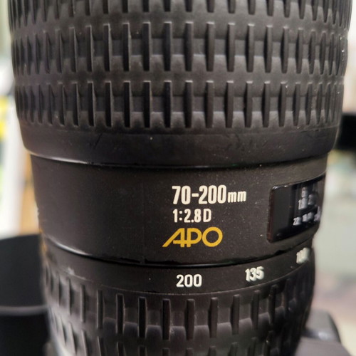 Sigma 70-200mm f/2.8 APO EX DG HSM Nikon F Mount lens
