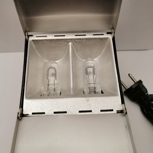 Video Camera Light used 2X1000 Watt 220 Volt with Fan REVUE Typ2309