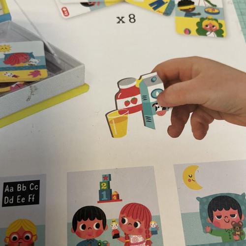 Janod Magneti Book educational magnetic toy like new