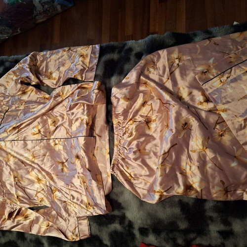 Satin pajamas with pattern new