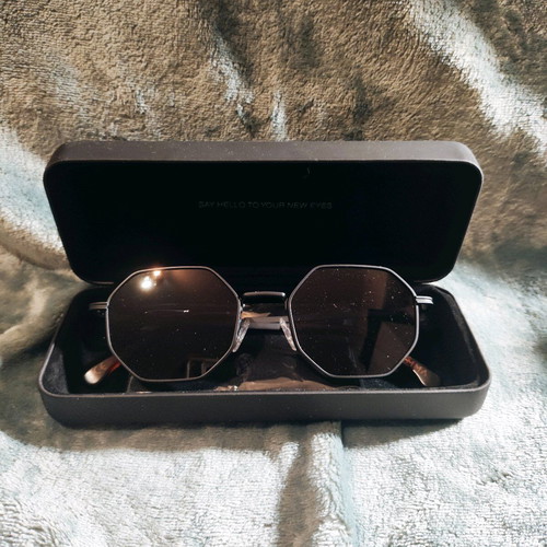 Weareeyes sunglasses new, black frame with tortoise sides