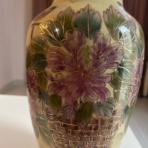Chinese vase antique with stamp new
