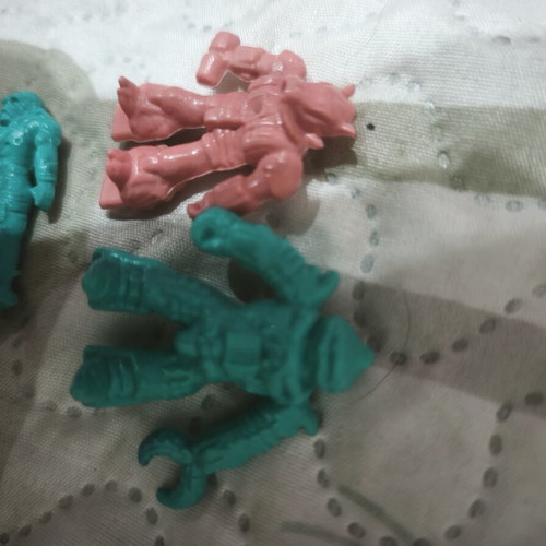 Teratomaxoi Laki Kap figures pack of 3 like new
