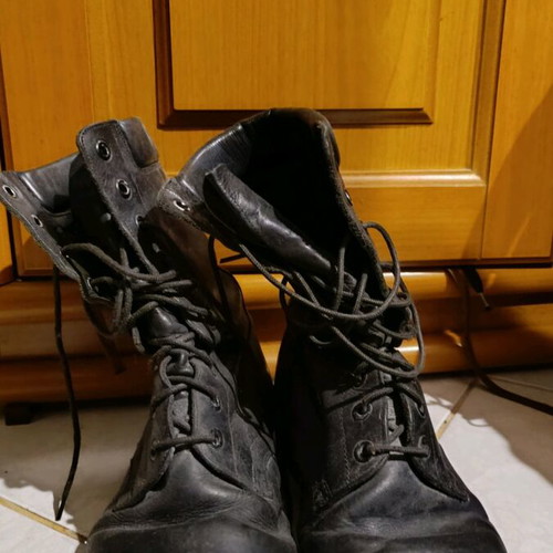 Leather army boots used, size 44, black