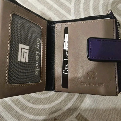 Guy Laroche women's leather wallet new, purple