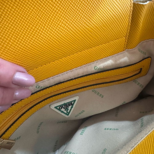 Guess bag used with minor scratch on corner
