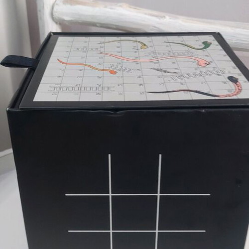 6-in-1 multi-board game cube used with classic games