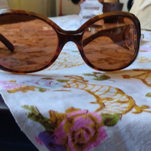 Ralph Lauren women's sunglasses RL 8047 used with authentic case