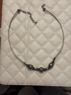 Jenavi silver necklace new